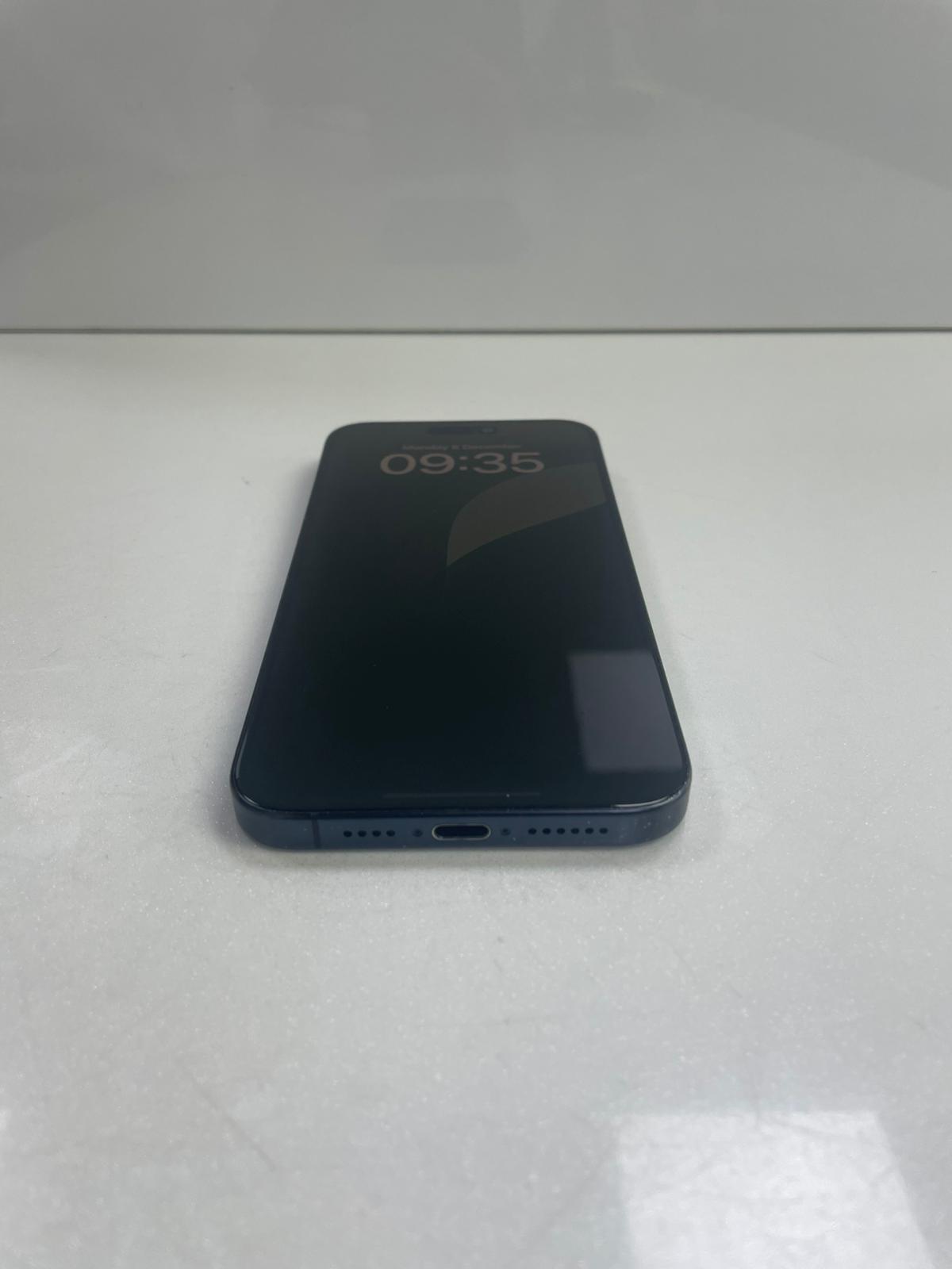 iPhone 15 Pro Max (256GB) - Image 4