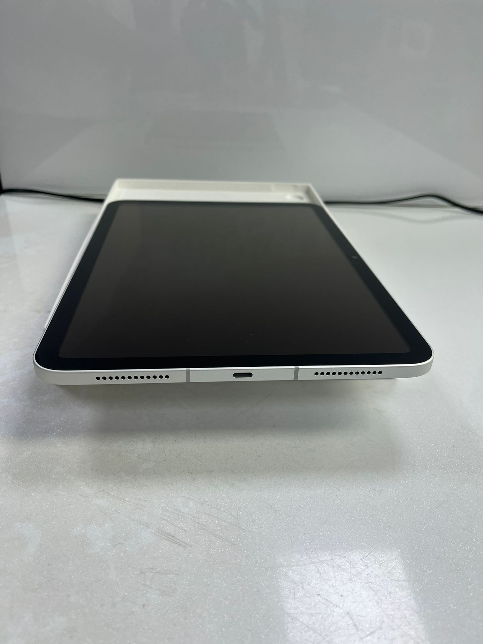 iPad A16 (A3355) – 11-inch – 128GB – Wi-Fi + Cellular – Mint Condition - Image 3