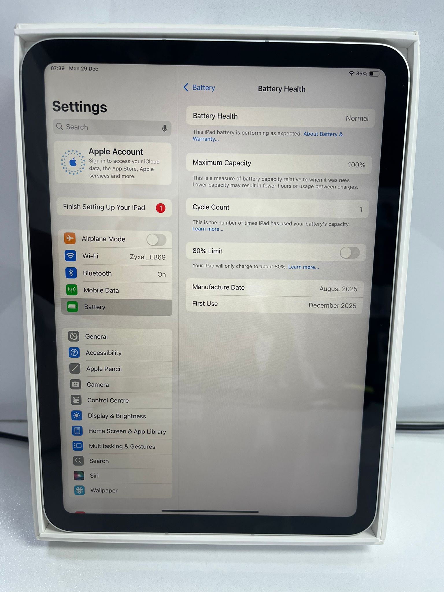 iPad A16 (A3355) – 11-inch – 128GB – Wi-Fi + Cellular – Mint Condition - Image 4