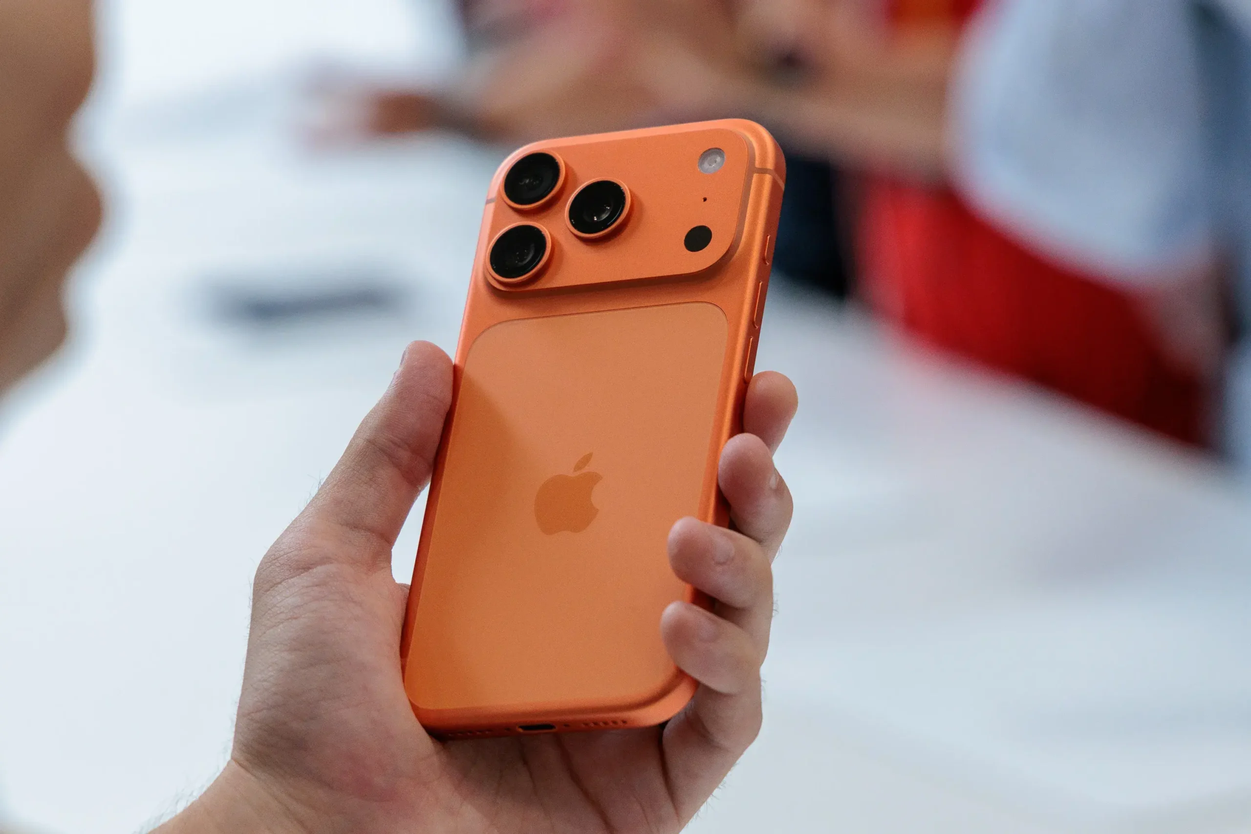 Phone Craft to Sell iPhone 17 Bristol